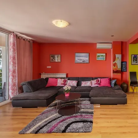 Appartamento Colourful Seaview - Happy